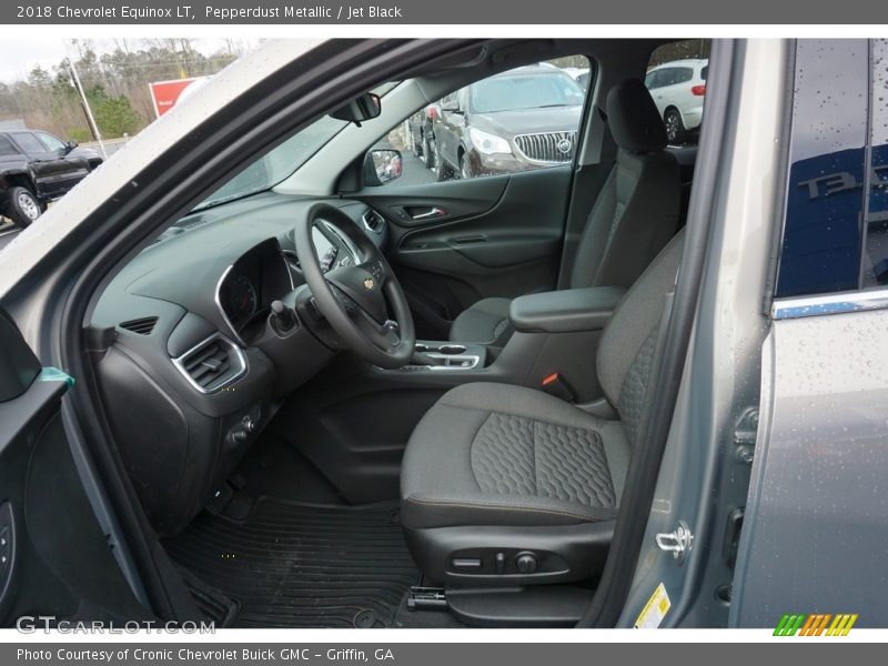 Pepperdust Metallic / Jet Black 2018 Chevrolet Equinox LT