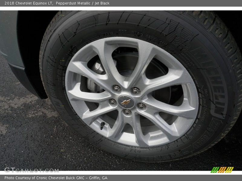 Pepperdust Metallic / Jet Black 2018 Chevrolet Equinox LT