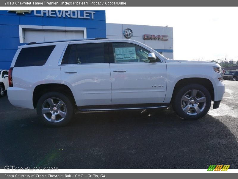 Iridescent Pearl Tricoat / Cocoa/Dune 2018 Chevrolet Tahoe Premier