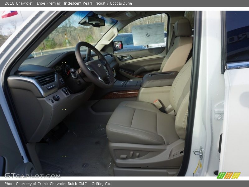 Iridescent Pearl Tricoat / Cocoa/Dune 2018 Chevrolet Tahoe Premier
