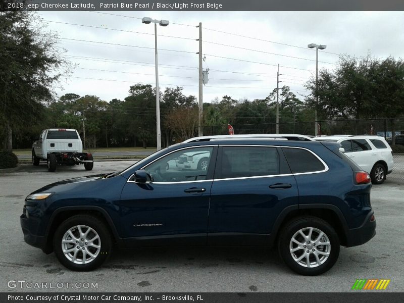 Patriot Blue Pearl / Black/Light Frost Beige 2018 Jeep Cherokee Latitude