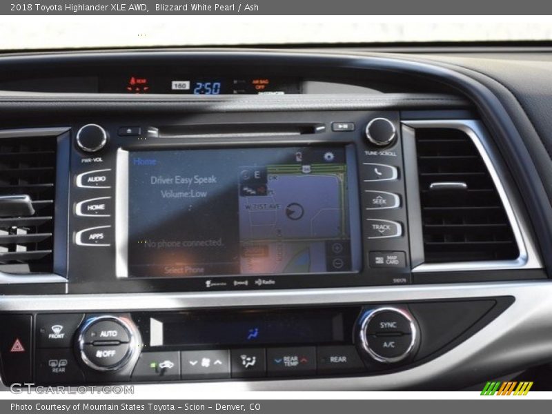 Blizzard White Pearl / Ash 2018 Toyota Highlander XLE AWD