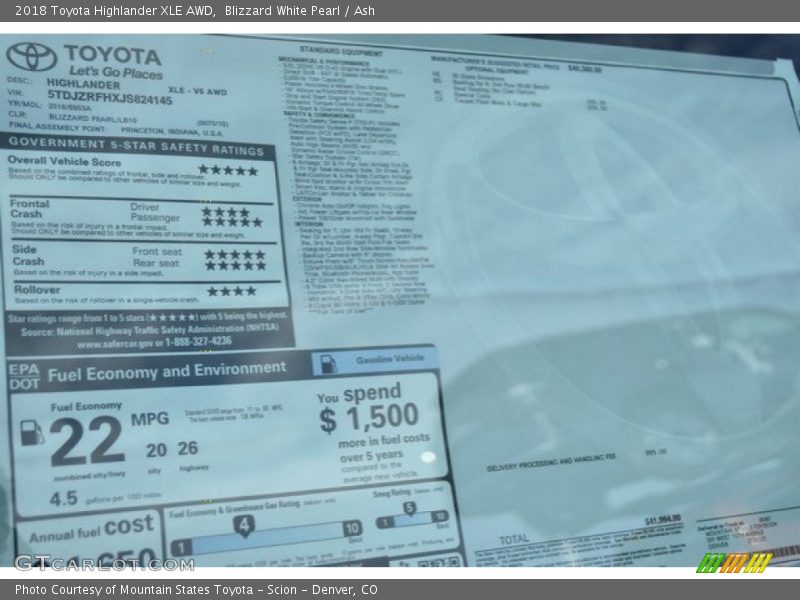 Blizzard White Pearl / Ash 2018 Toyota Highlander XLE AWD