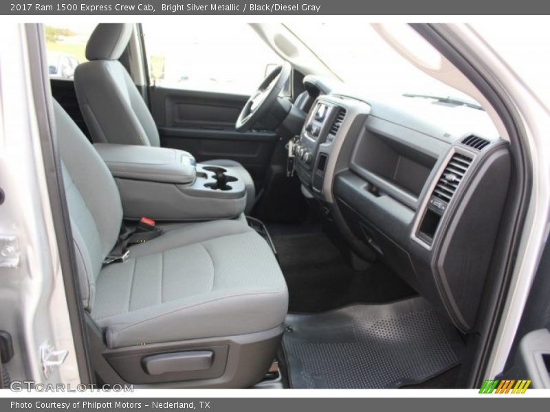 Bright Silver Metallic / Black/Diesel Gray 2017 Ram 1500 Express Crew Cab