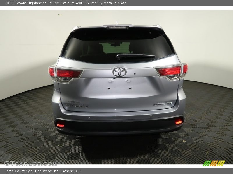 Silver Sky Metallic / Ash 2016 Toyota Highlander Limited Platinum AWD