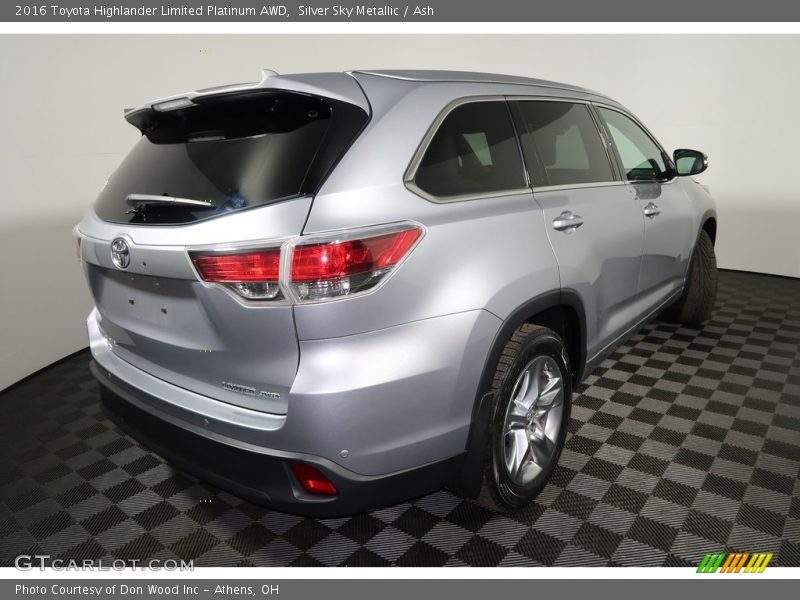 Silver Sky Metallic / Ash 2016 Toyota Highlander Limited Platinum AWD