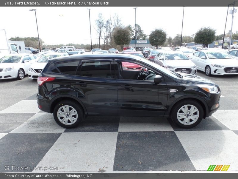 Tuxedo Black Metallic / Charcoal Black 2015 Ford Escape S
