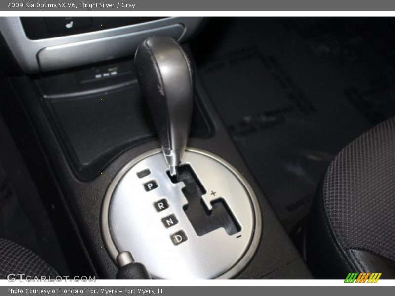 Bright Silver / Gray 2009 Kia Optima SX V6