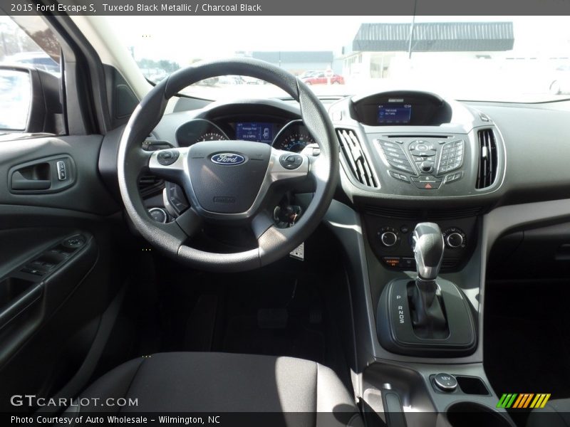 Tuxedo Black Metallic / Charcoal Black 2015 Ford Escape S