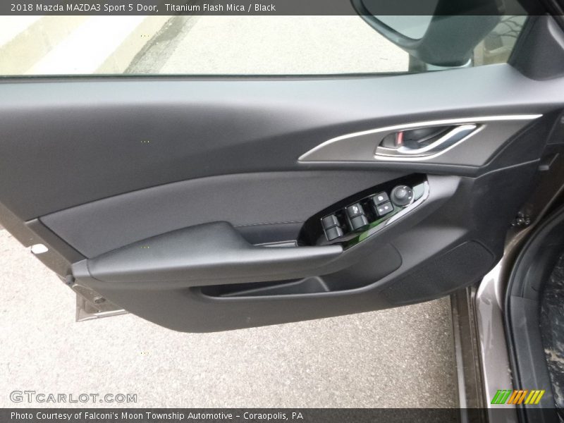 Titanium Flash Mica / Black 2018 Mazda MAZDA3 Sport 5 Door