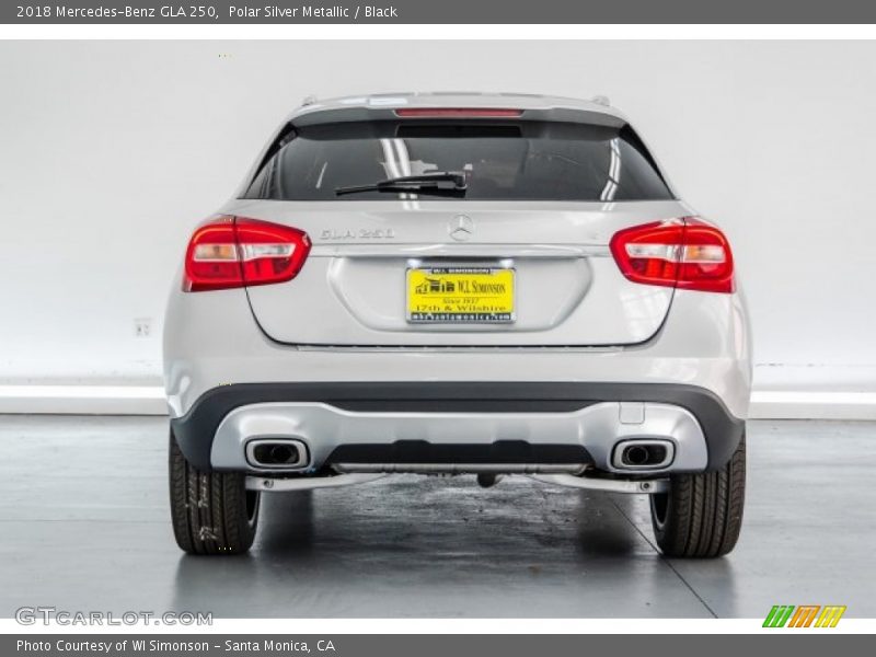 Polar Silver Metallic / Black 2018 Mercedes-Benz GLA 250