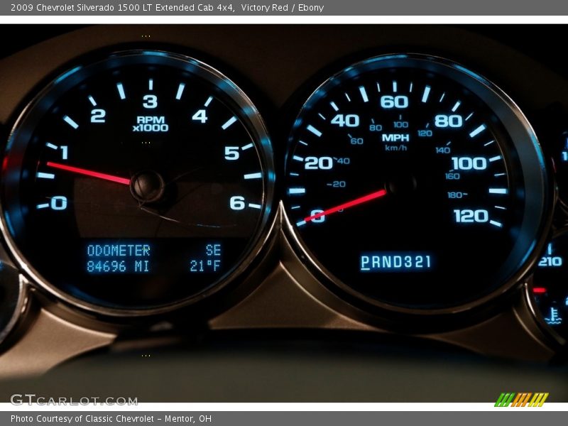 Victory Red / Ebony 2009 Chevrolet Silverado 1500 LT Extended Cab 4x4