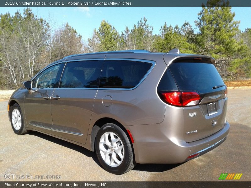Molten Silver / Cognac/Alloy/Toffee 2018 Chrysler Pacifica Touring L