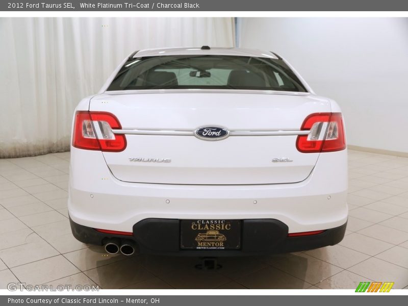 White Platinum Tri-Coat / Charcoal Black 2012 Ford Taurus SEL