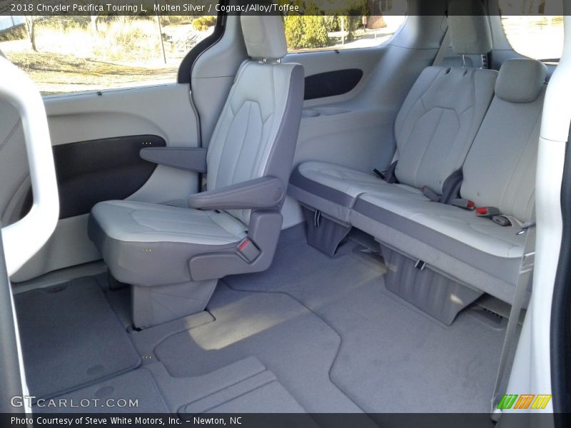 Molten Silver / Cognac/Alloy/Toffee 2018 Chrysler Pacifica Touring L