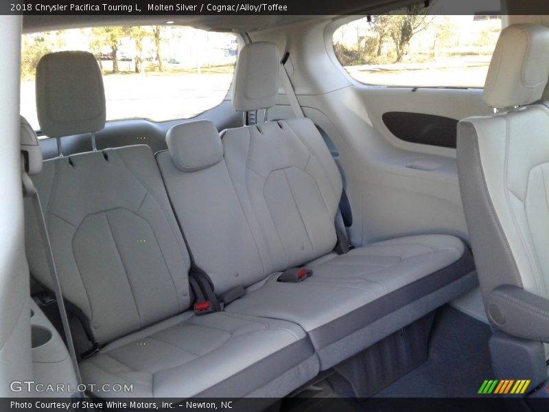 Molten Silver / Cognac/Alloy/Toffee 2018 Chrysler Pacifica Touring L