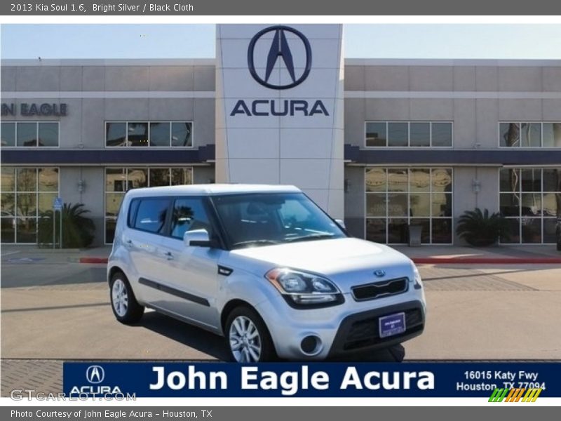 Bright Silver / Black Cloth 2013 Kia Soul 1.6