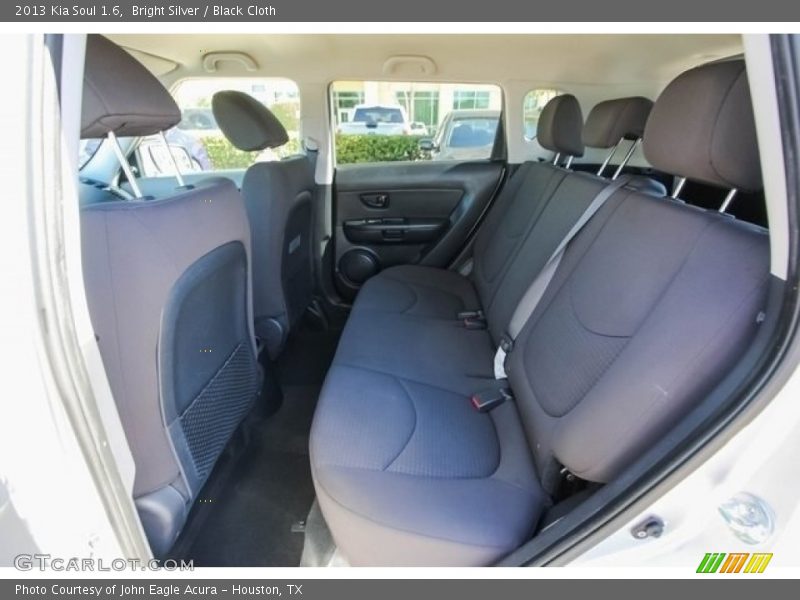 Bright Silver / Black Cloth 2013 Kia Soul 1.6