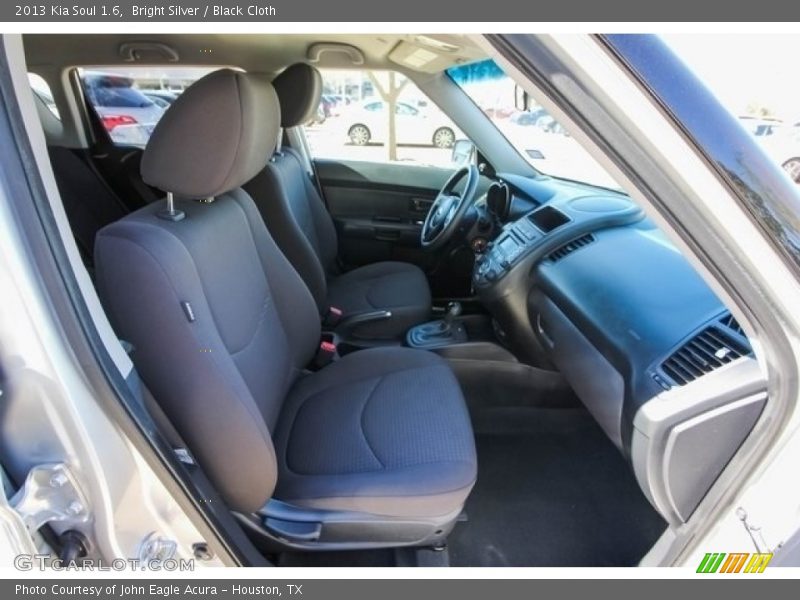 Bright Silver / Black Cloth 2013 Kia Soul 1.6