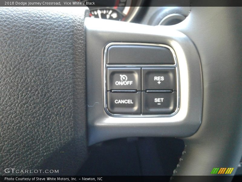 Vice White / Black 2018 Dodge Journey Crossroad