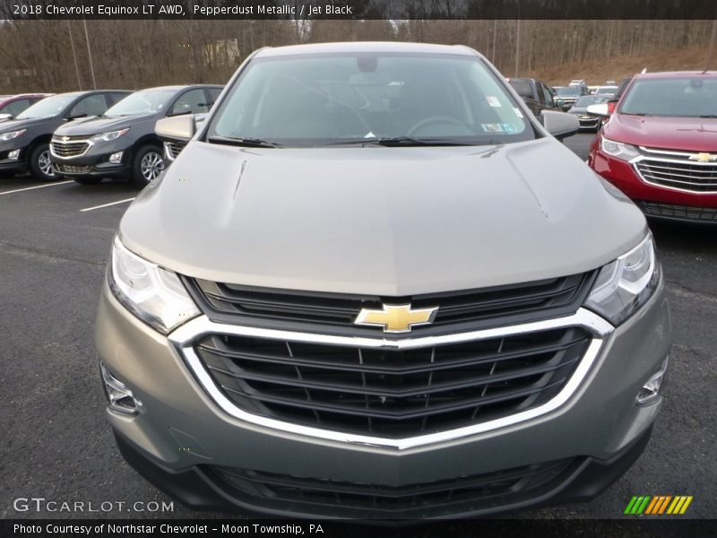 Pepperdust Metallic / Jet Black 2018 Chevrolet Equinox LT AWD
