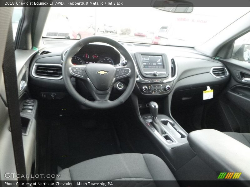 Pepperdust Metallic / Jet Black 2018 Chevrolet Equinox LT AWD