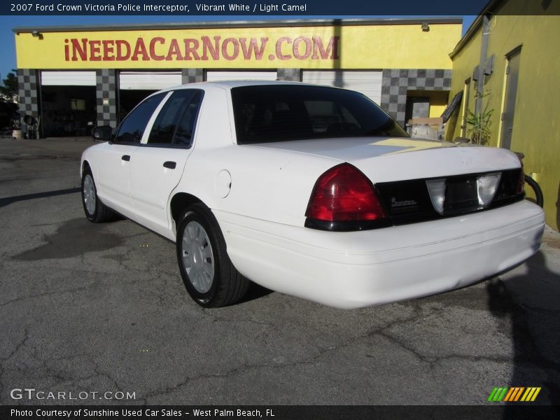 Vibrant White / Light Camel 2007 Ford Crown Victoria Police Interceptor