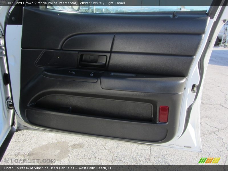 Vibrant White / Light Camel 2007 Ford Crown Victoria Police Interceptor