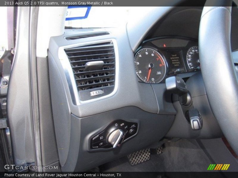 Monsoon Gray Metallic / Black 2013 Audi Q5 2.0 TFSI quattro