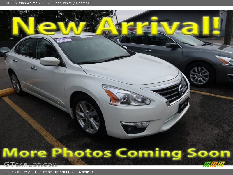 Pearl White / Charcoal 2015 Nissan Altima 2.5 SV