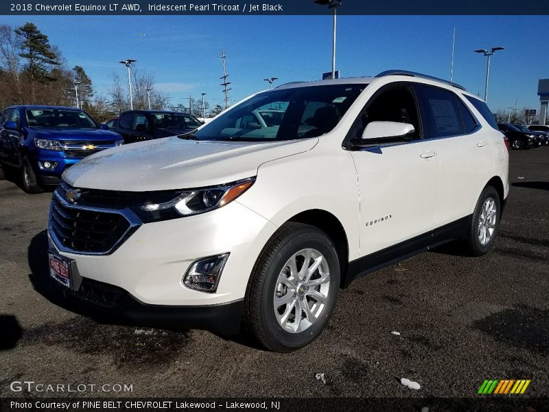 Iridescent Pearl Tricoat / Jet Black 2018 Chevrolet Equinox LT AWD