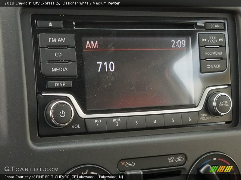 Designer White / Medium Pewter 2018 Chevrolet City Express LS