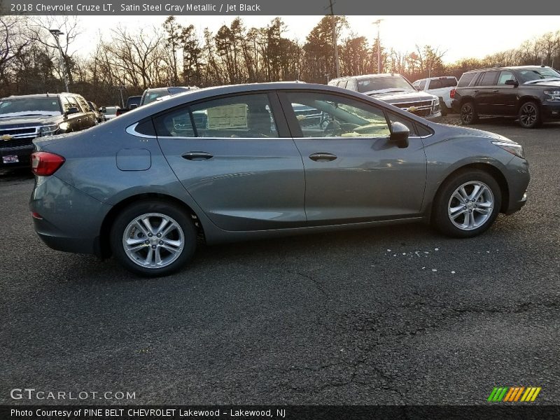 Satin Steel Gray Metallic / Jet Black 2018 Chevrolet Cruze LT