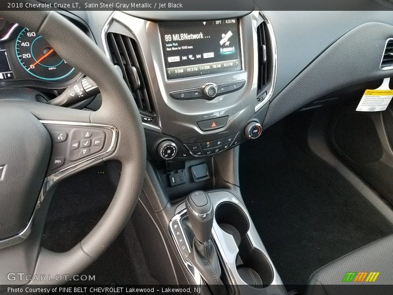 Satin Steel Gray Metallic / Jet Black 2018 Chevrolet Cruze LT