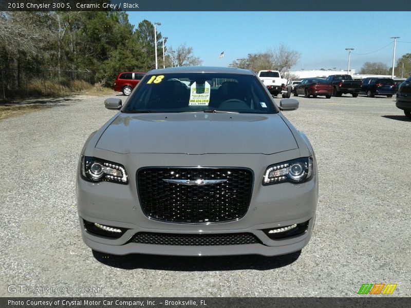 Ceramic Grey / Black 2018 Chrysler 300 S