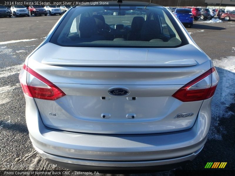 Ingot Silver / Medium Light Stone 2014 Ford Fiesta SE Sedan