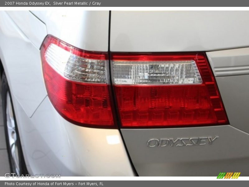 Silver Pearl Metallic / Gray 2007 Honda Odyssey EX