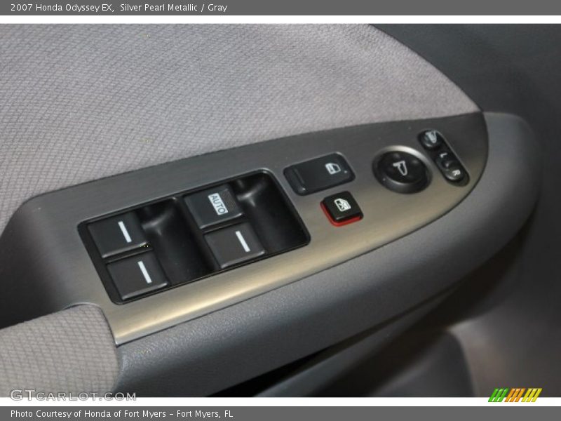 Silver Pearl Metallic / Gray 2007 Honda Odyssey EX