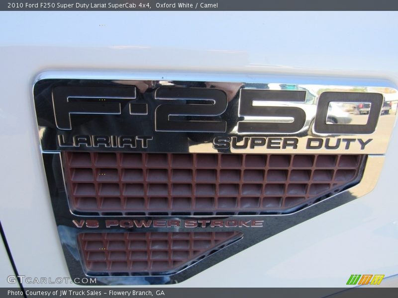 Oxford White / Camel 2010 Ford F250 Super Duty Lariat SuperCab 4x4