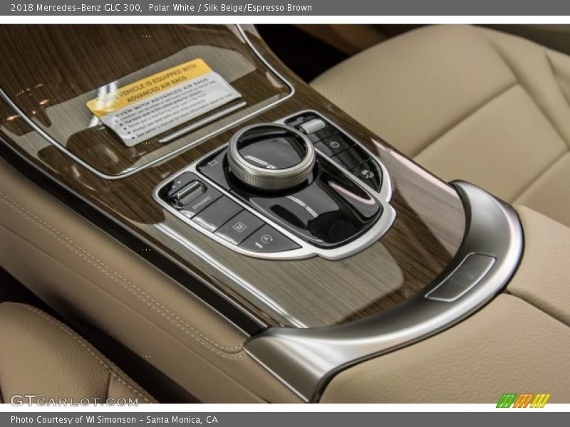 Polar White / Silk Beige/Espresso Brown 2018 Mercedes-Benz GLC 300