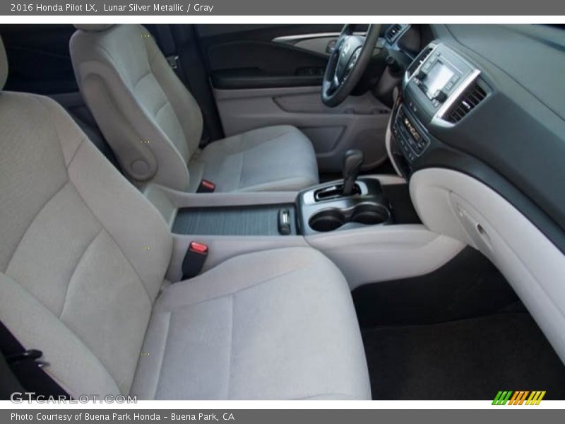 Lunar Silver Metallic / Gray 2016 Honda Pilot LX