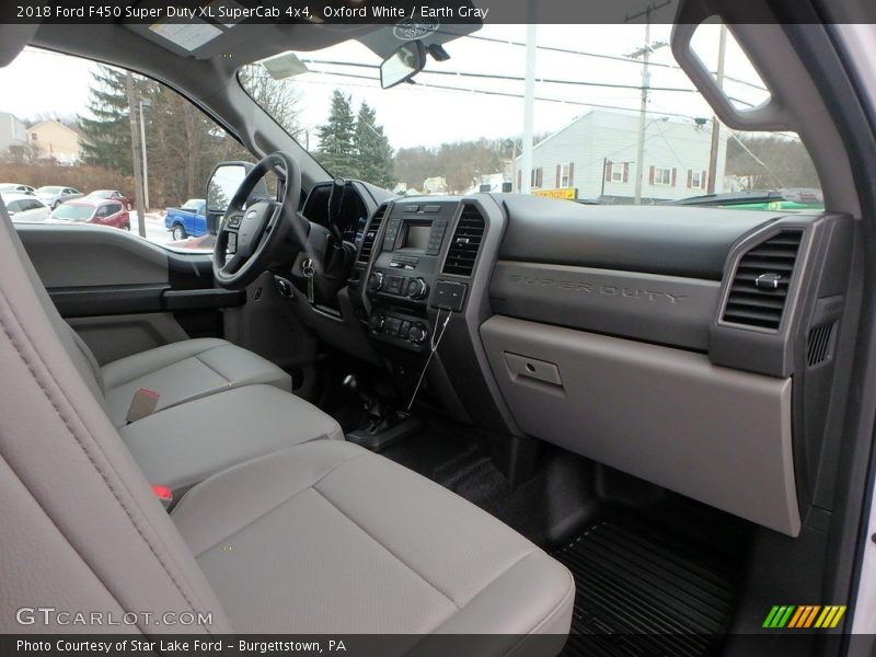 Oxford White / Earth Gray 2018 Ford F450 Super Duty XL SuperCab 4x4