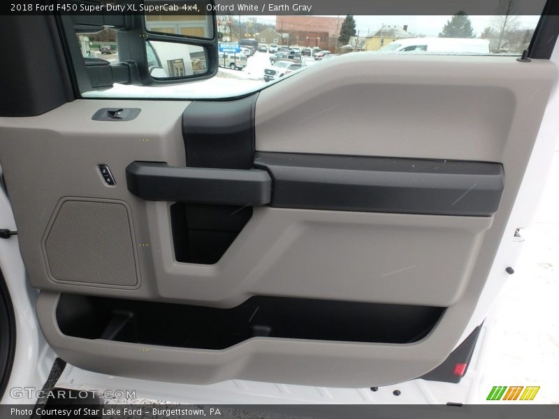 Oxford White / Earth Gray 2018 Ford F450 Super Duty XL SuperCab 4x4