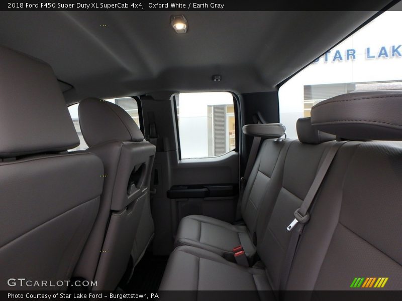 Oxford White / Earth Gray 2018 Ford F450 Super Duty XL SuperCab 4x4
