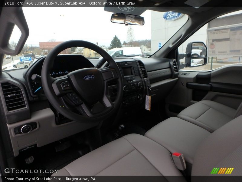 Oxford White / Earth Gray 2018 Ford F450 Super Duty XL SuperCab 4x4