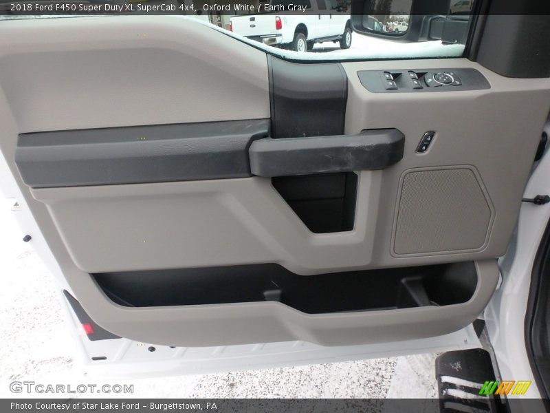 Oxford White / Earth Gray 2018 Ford F450 Super Duty XL SuperCab 4x4