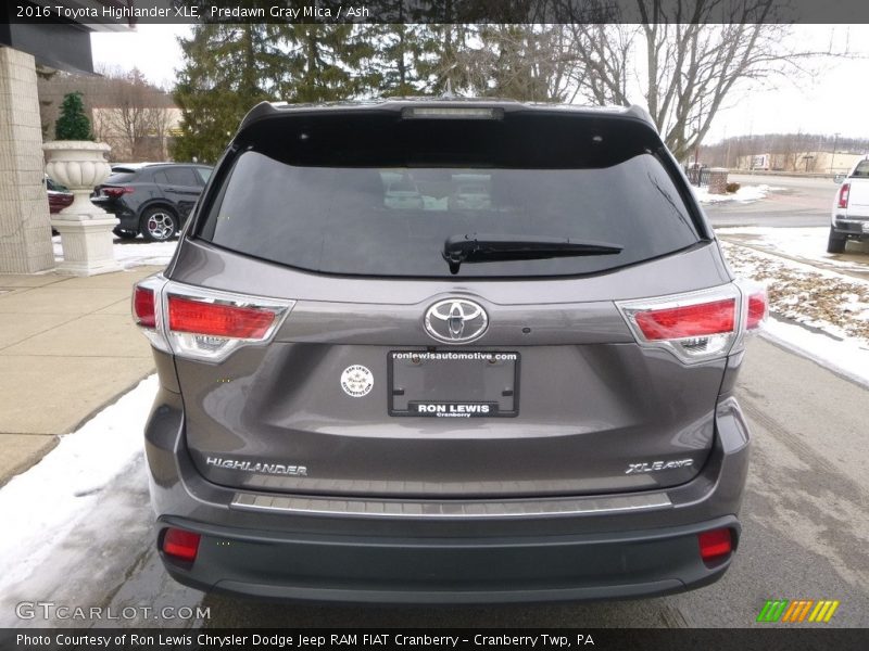 Predawn Gray Mica / Ash 2016 Toyota Highlander XLE