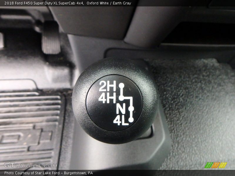 Oxford White / Earth Gray 2018 Ford F450 Super Duty XL SuperCab 4x4