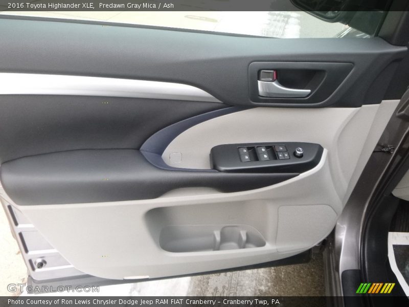 Predawn Gray Mica / Ash 2016 Toyota Highlander XLE