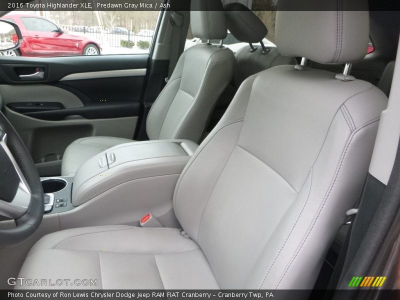 Predawn Gray Mica / Ash 2016 Toyota Highlander XLE
